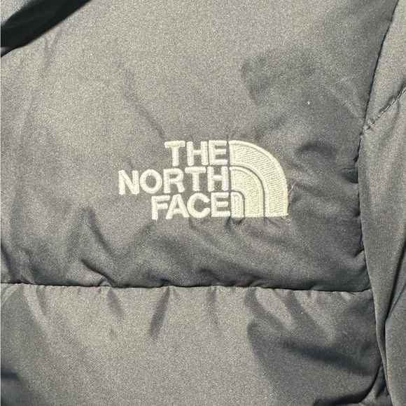 The North Face Women's Gotham Parka - Picture 9 of 11